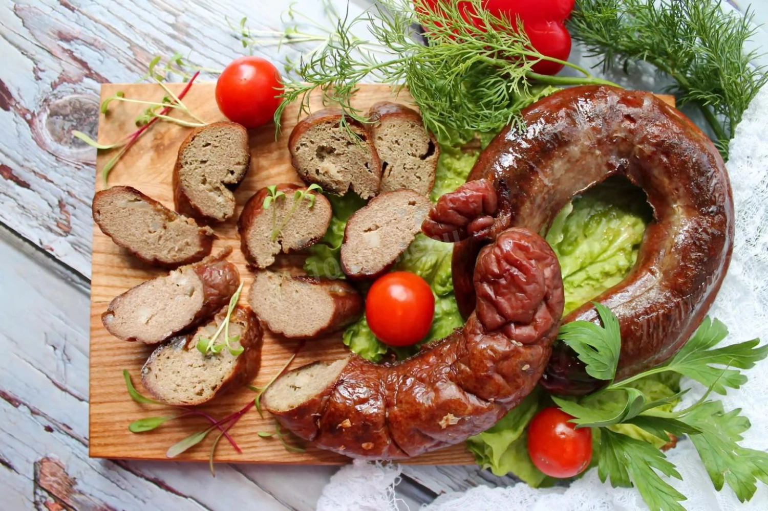 Kiełbasa pieczona z wątróby